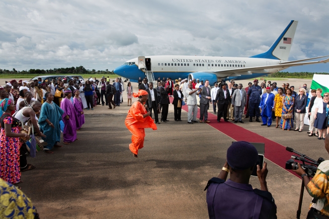 Dr. Jill Biden arrives in Sierra Leone, 2014